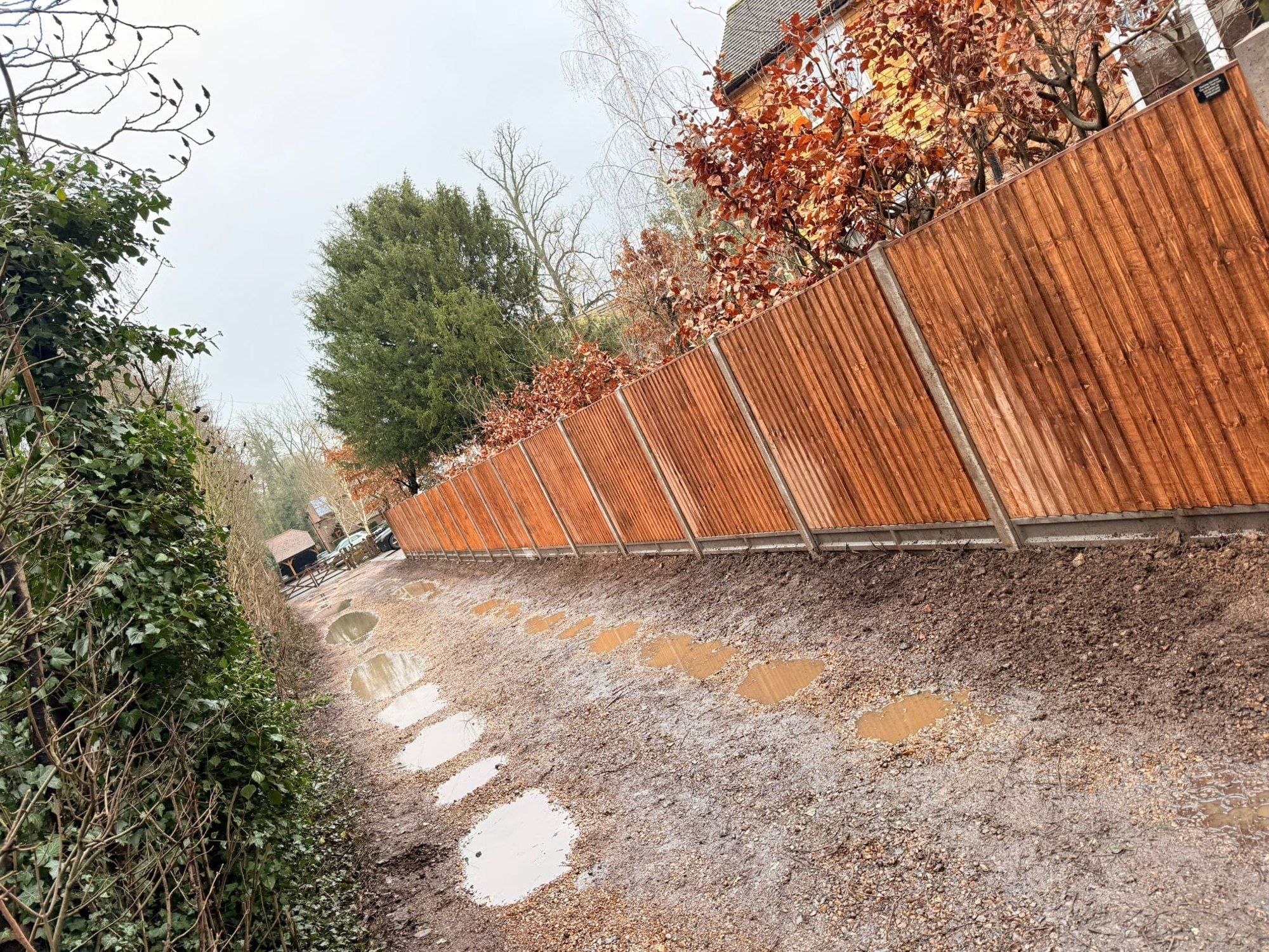 Closeboard fencing
