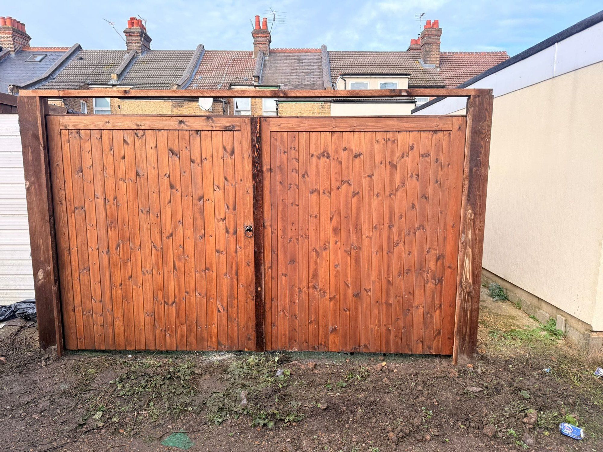 Double timber gates