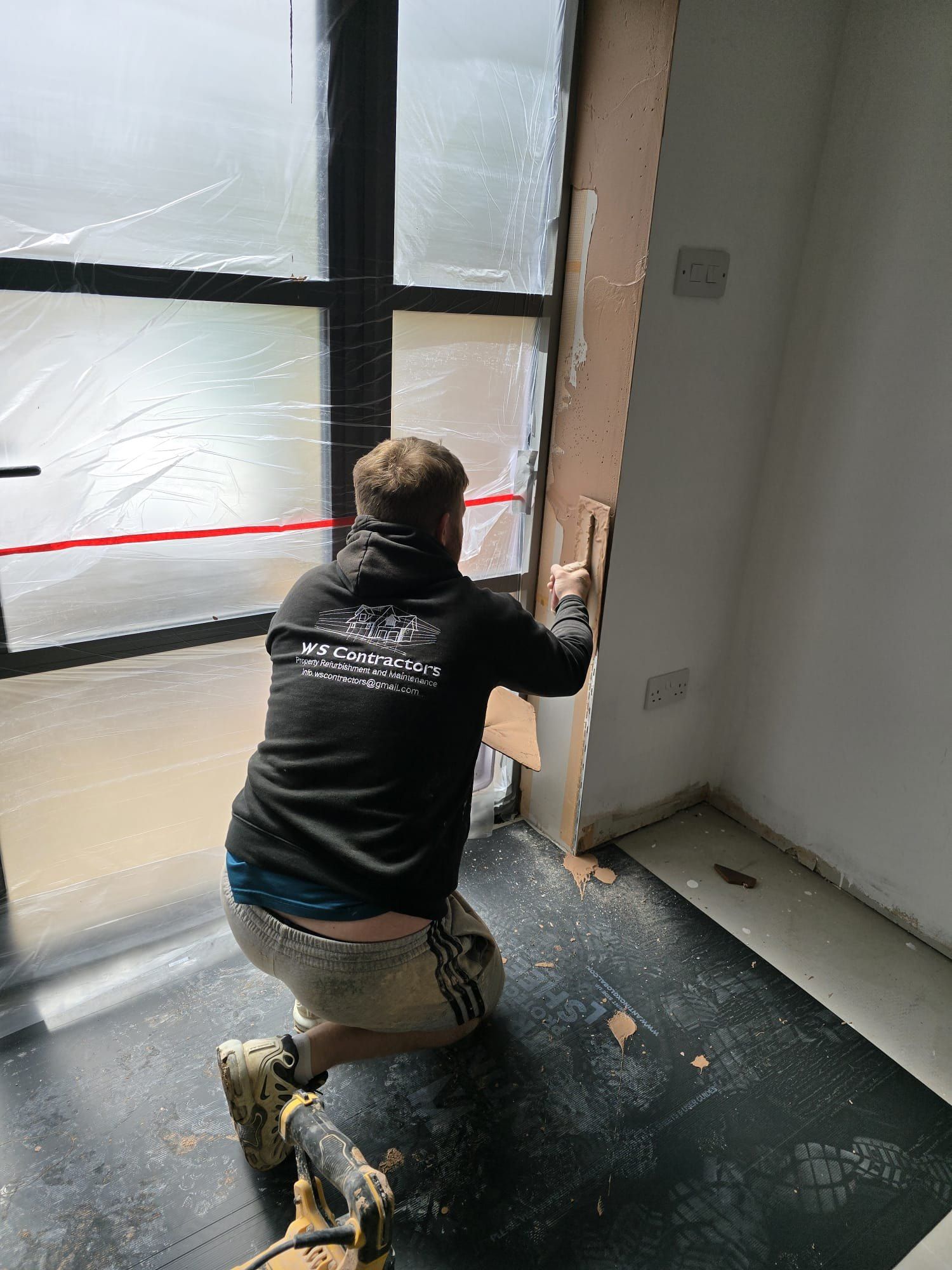 Fitting a door frame on site