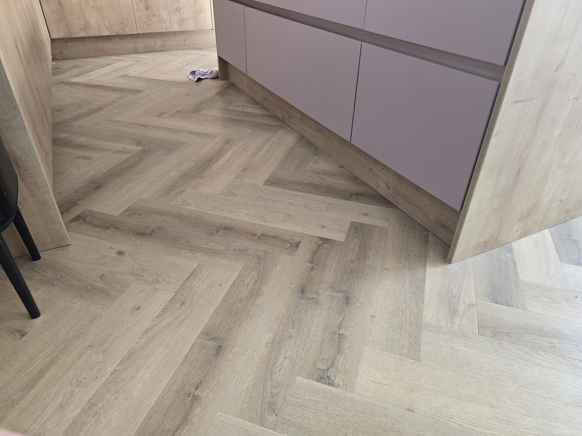 Herringbone floor kitchen
