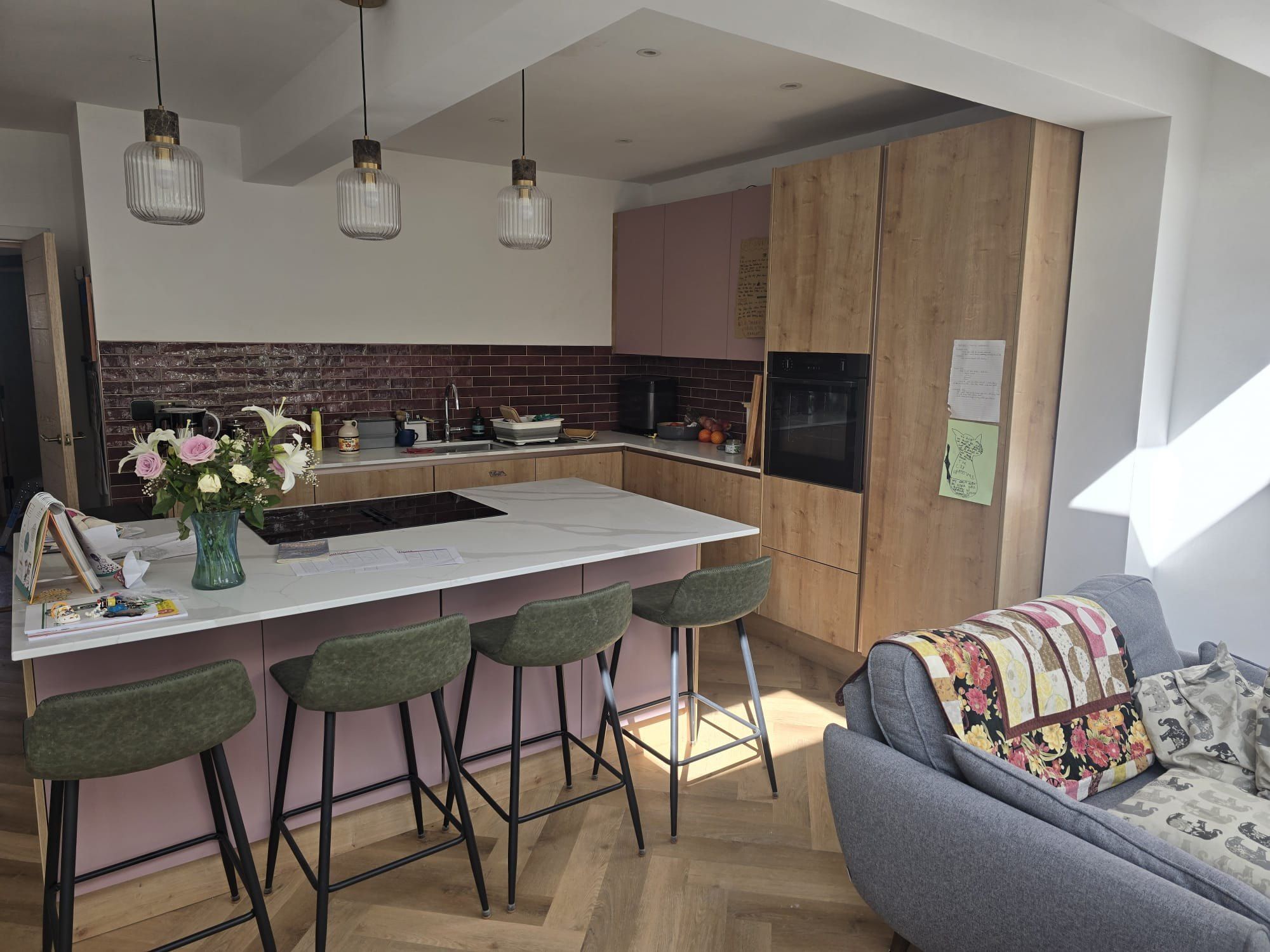 Breakfast bar seating