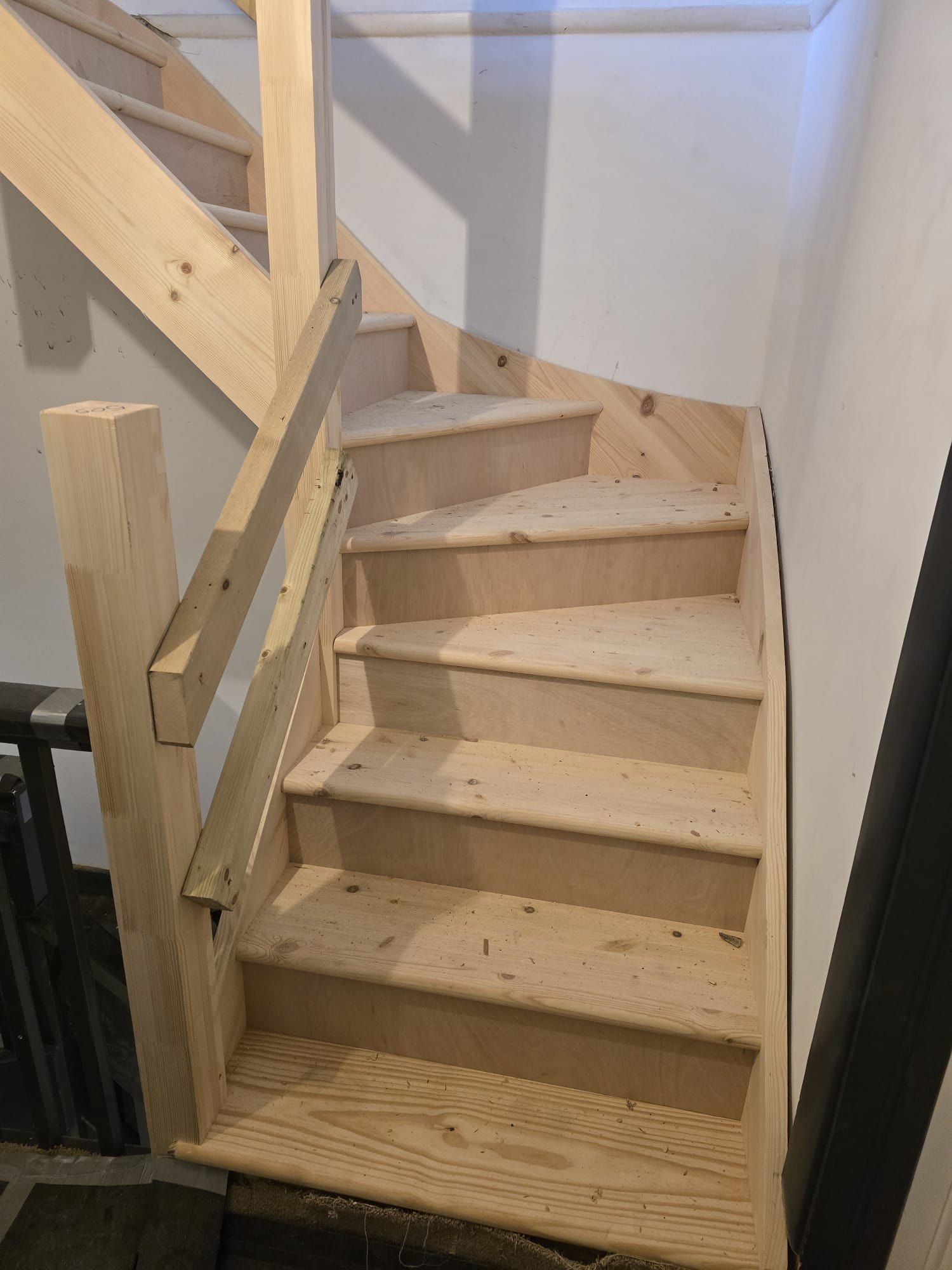 Loft stairs pine