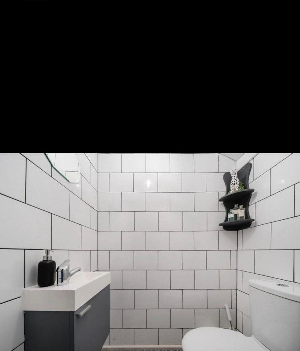 Metro tile bathroom