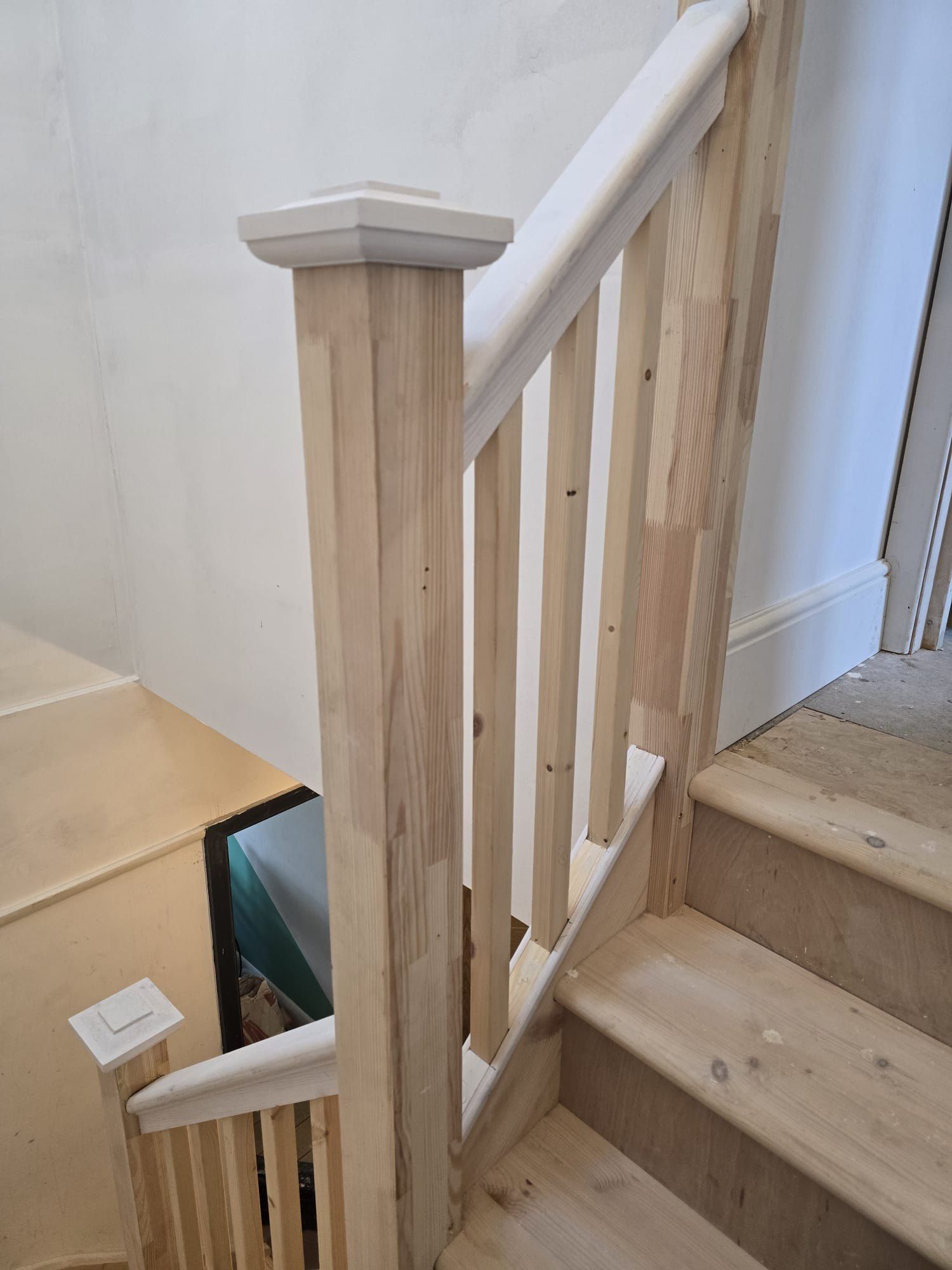 Oak staircase balustrade